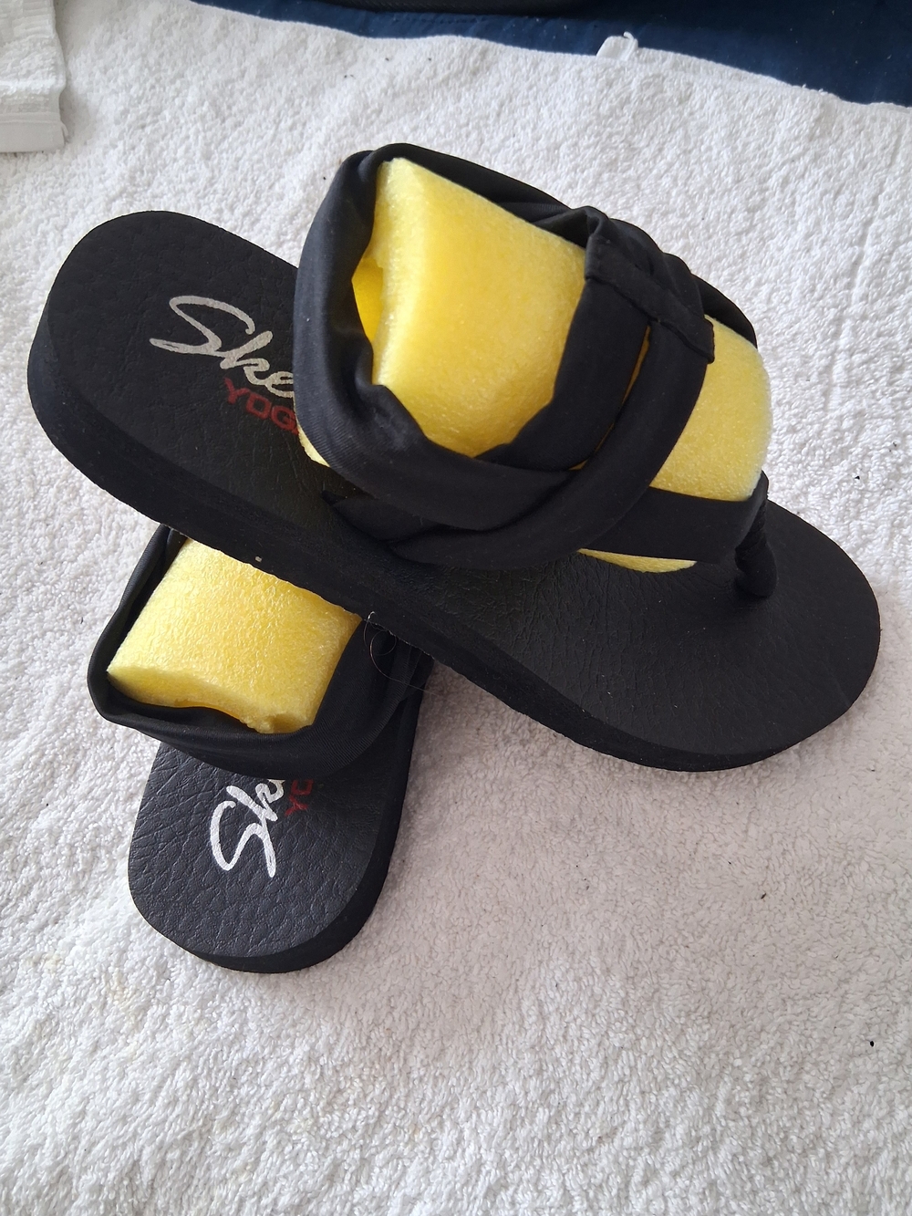 Skechers Women's Meditation Studio Kicks Sandals – Size 7 – Black